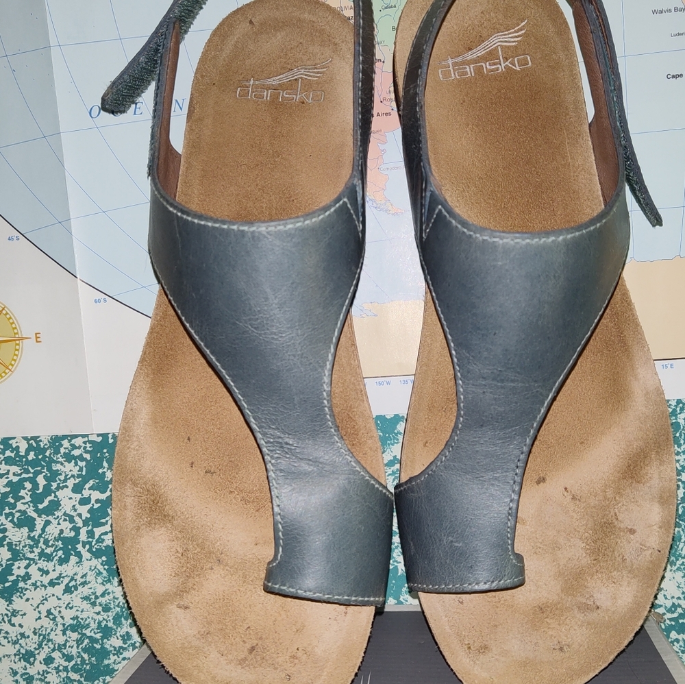 Dansko Reese sandals